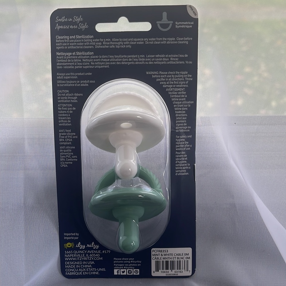 NEW Itzy Ritzy Pacifiers - Picture 2 of 2